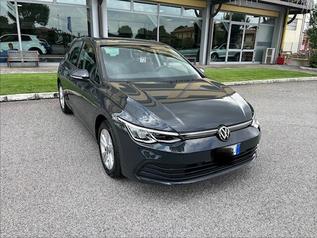 VOLKSWAGEN Golf 8ª serie