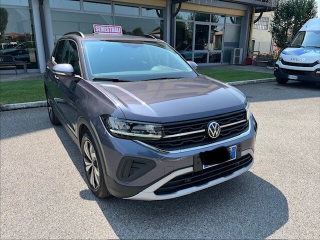VOLKSWAGEN T-Cross