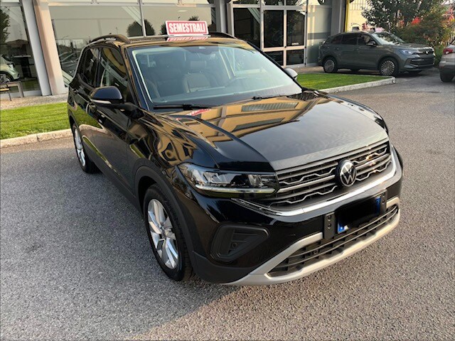 VOLKSWAGEN T-Cross